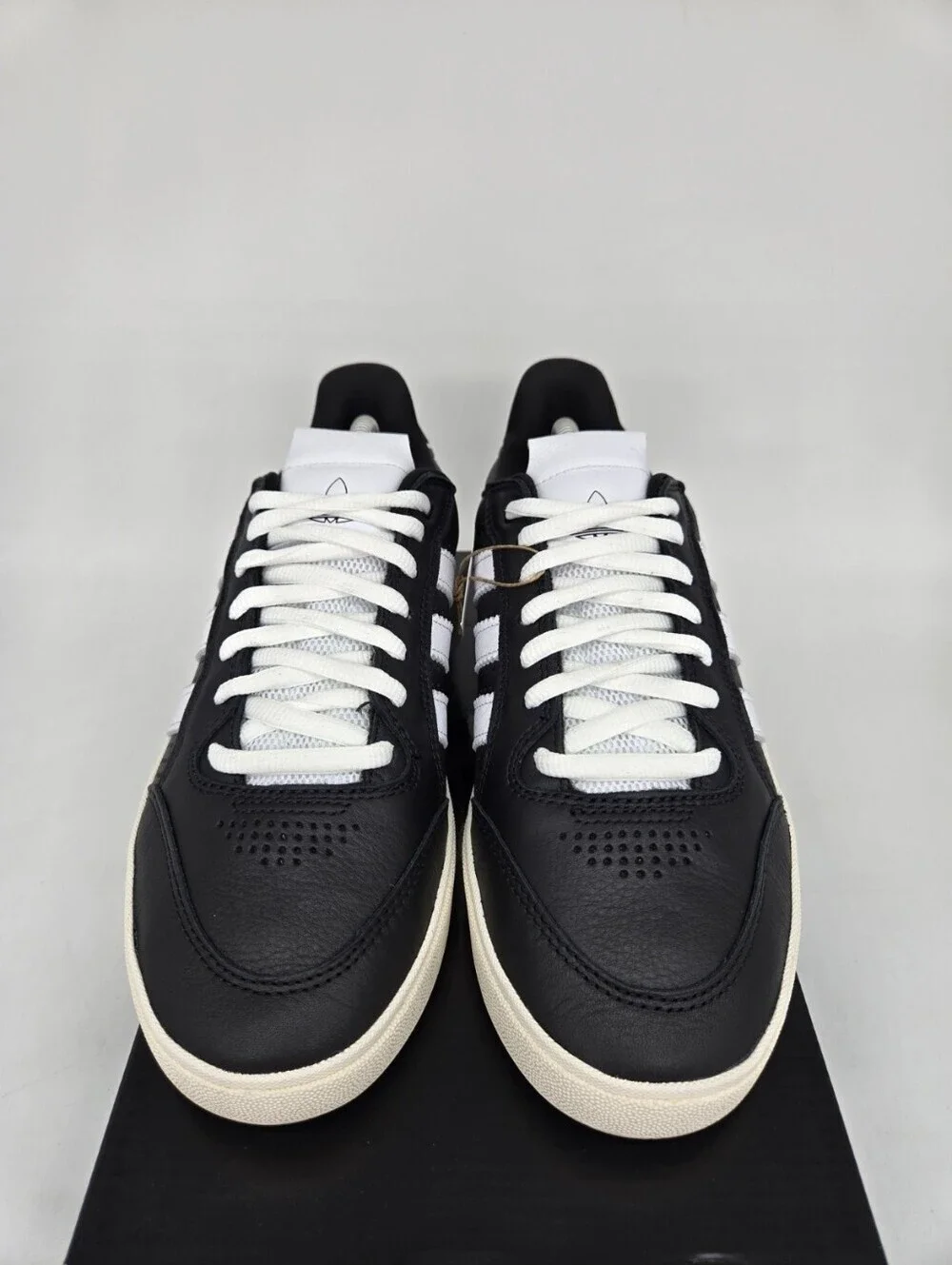 adidas Men's Tyshawn Low JQ1137 Core Black Cloud White Shoes Size 12
